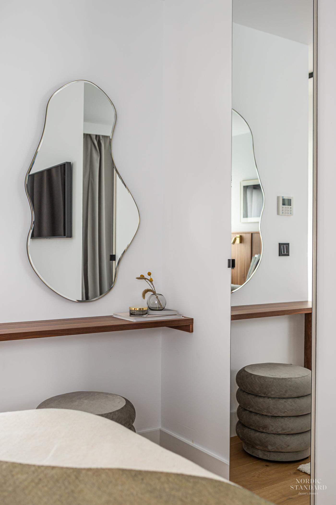 chambre avec coiffeuse