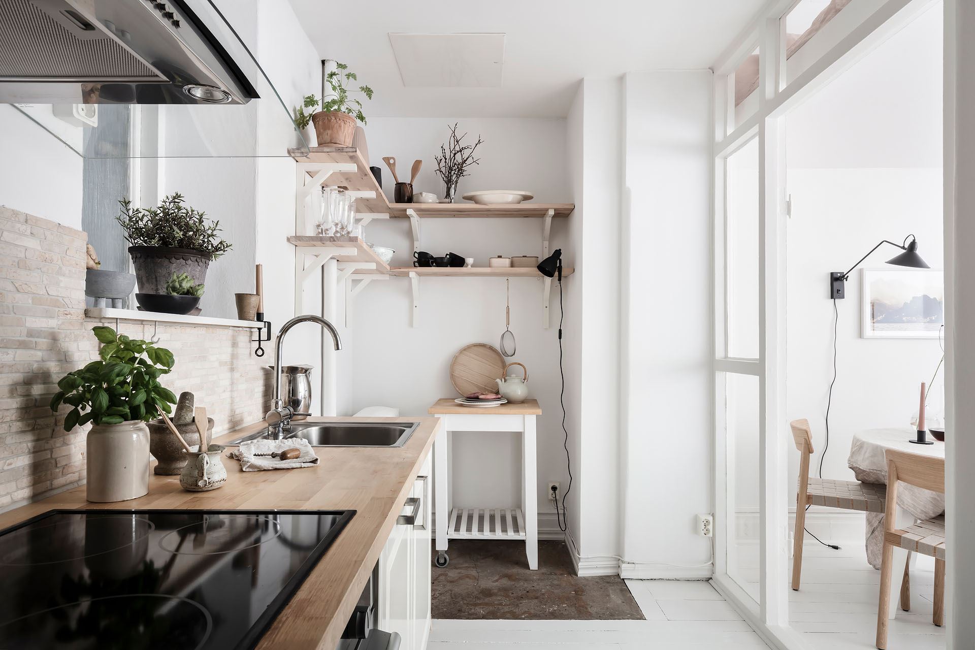 cuisine studio avec verrière