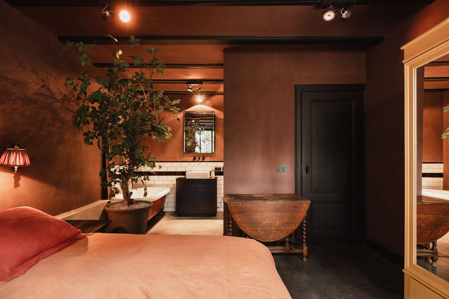 chambre avec salle de bain