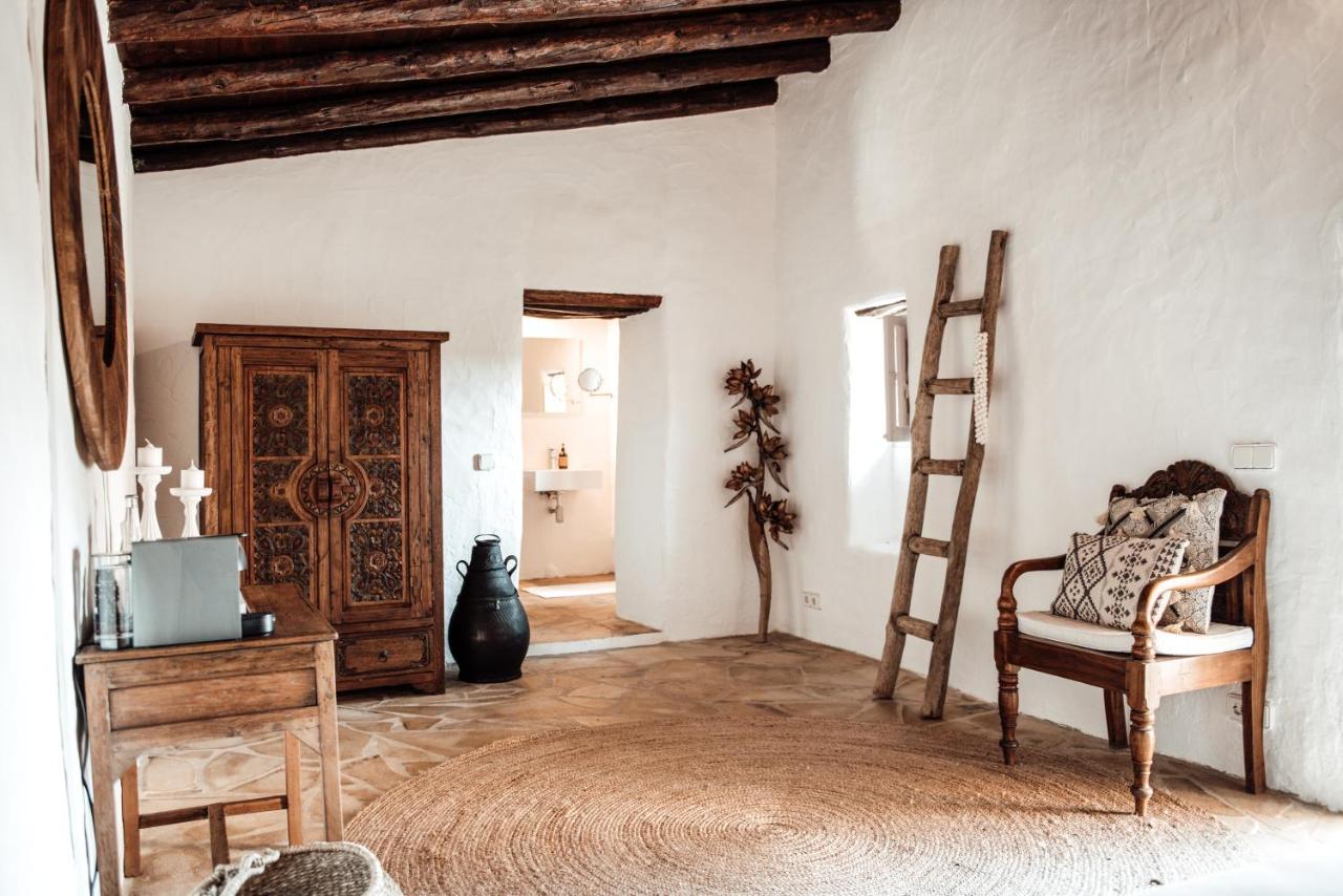 chambre ancienne ferme rénovée Ibiza chambre ancienne ferme rénovée Ibiza
