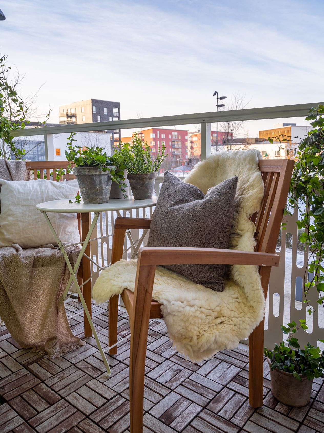 balcon avec mobilier bois balcon avec mobilier bois