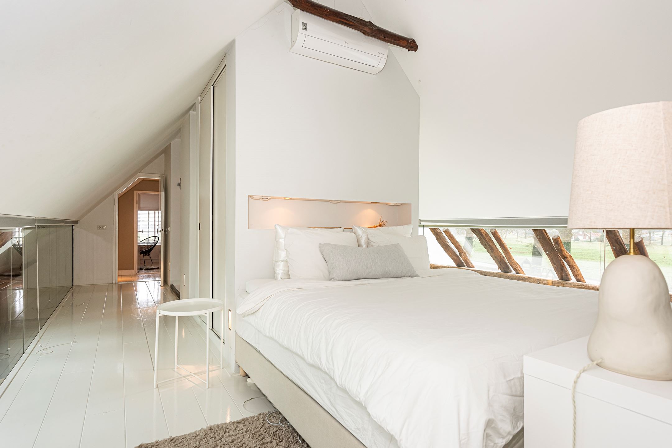 chambre vitrée sur mezzanine