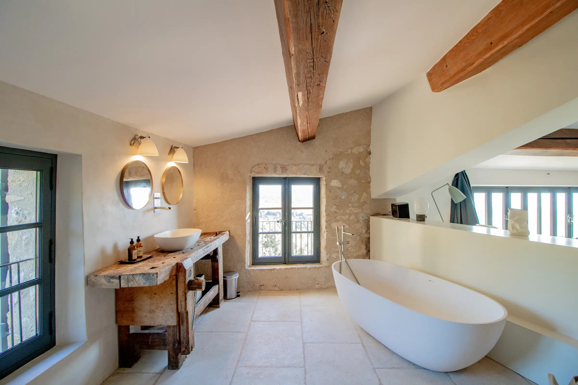 salle de bain maison en pierres salle de bain maison en pierres