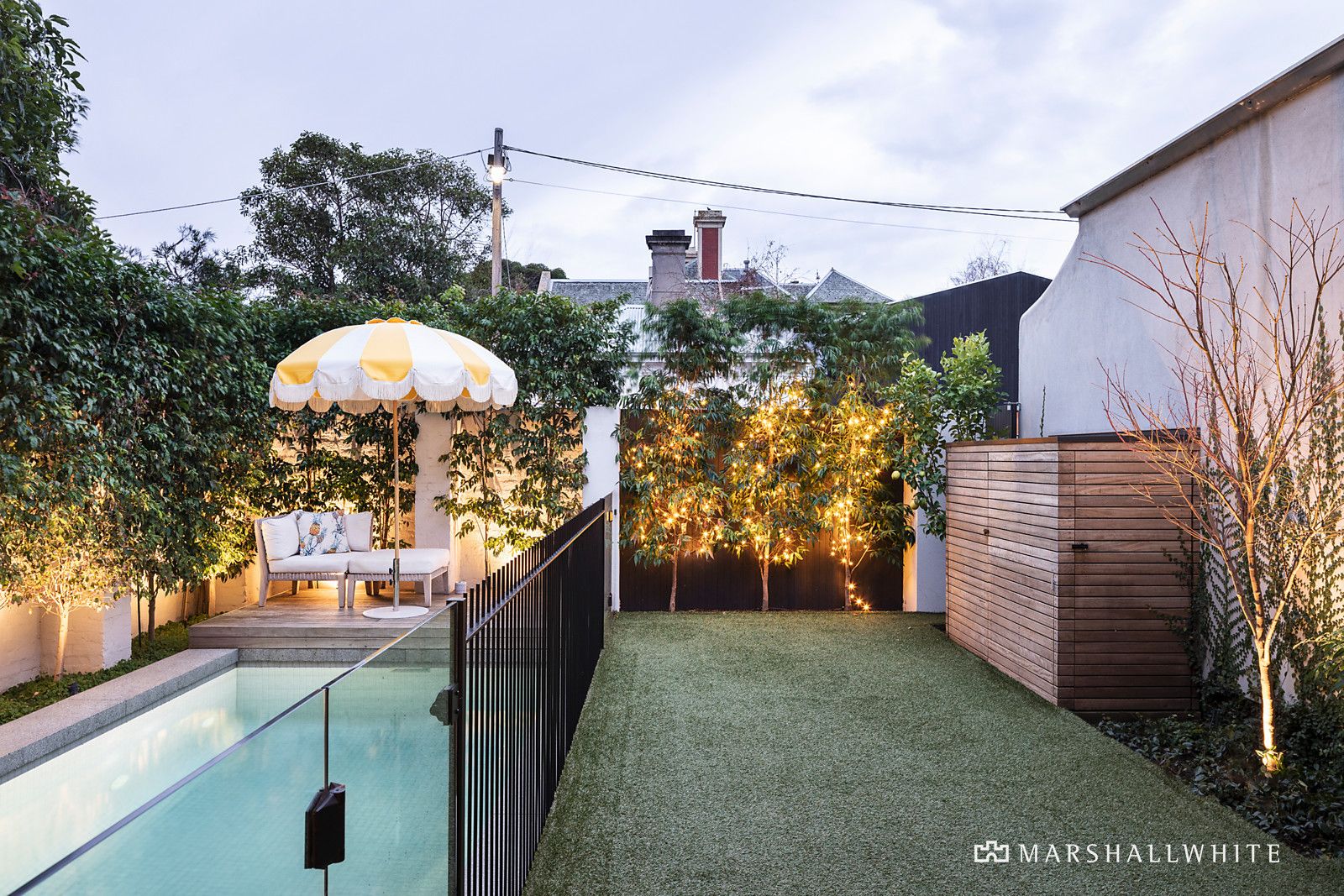 jardin faux gazon et piscine jardin faux gazon et piscine