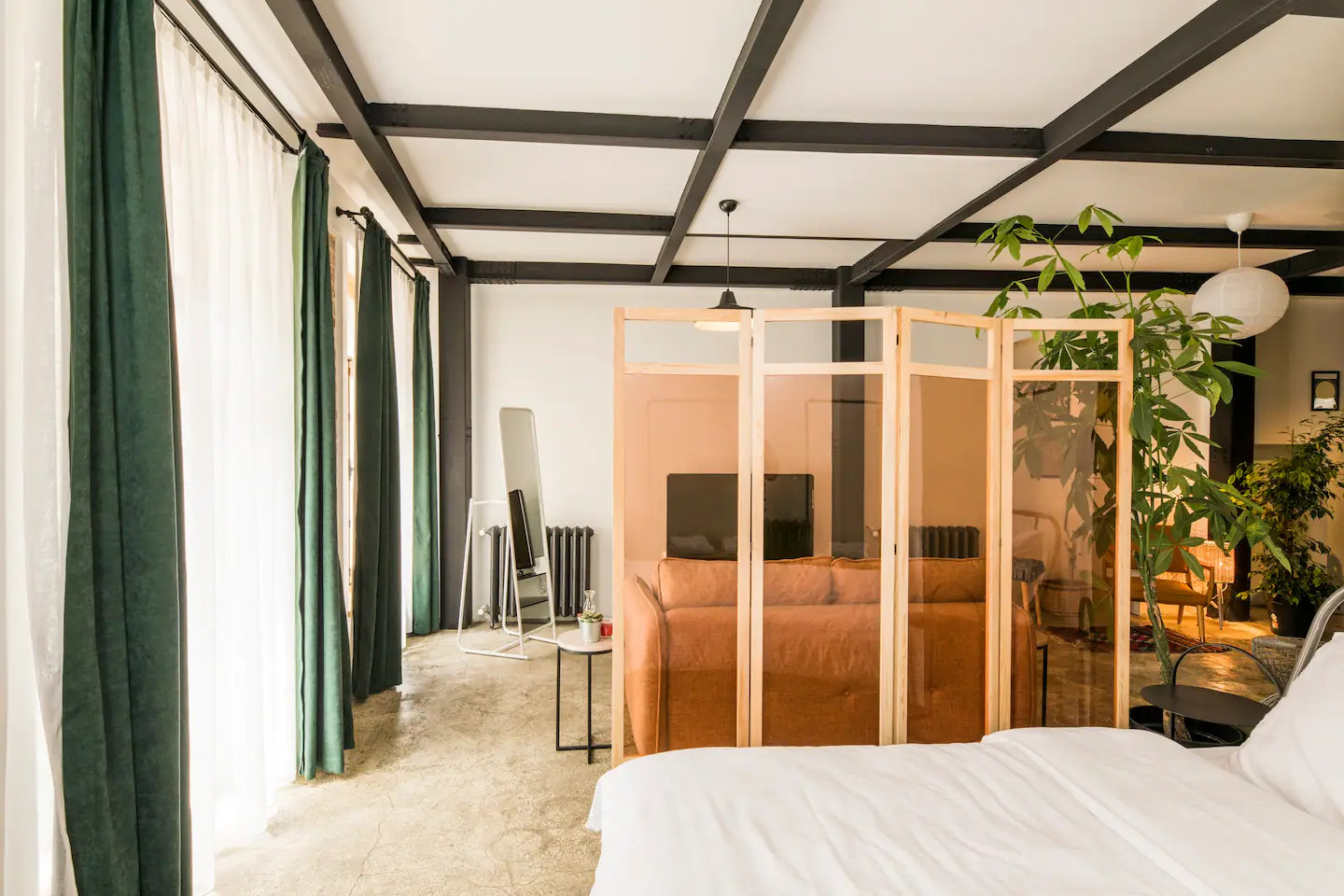 espace nuit dans mini loft