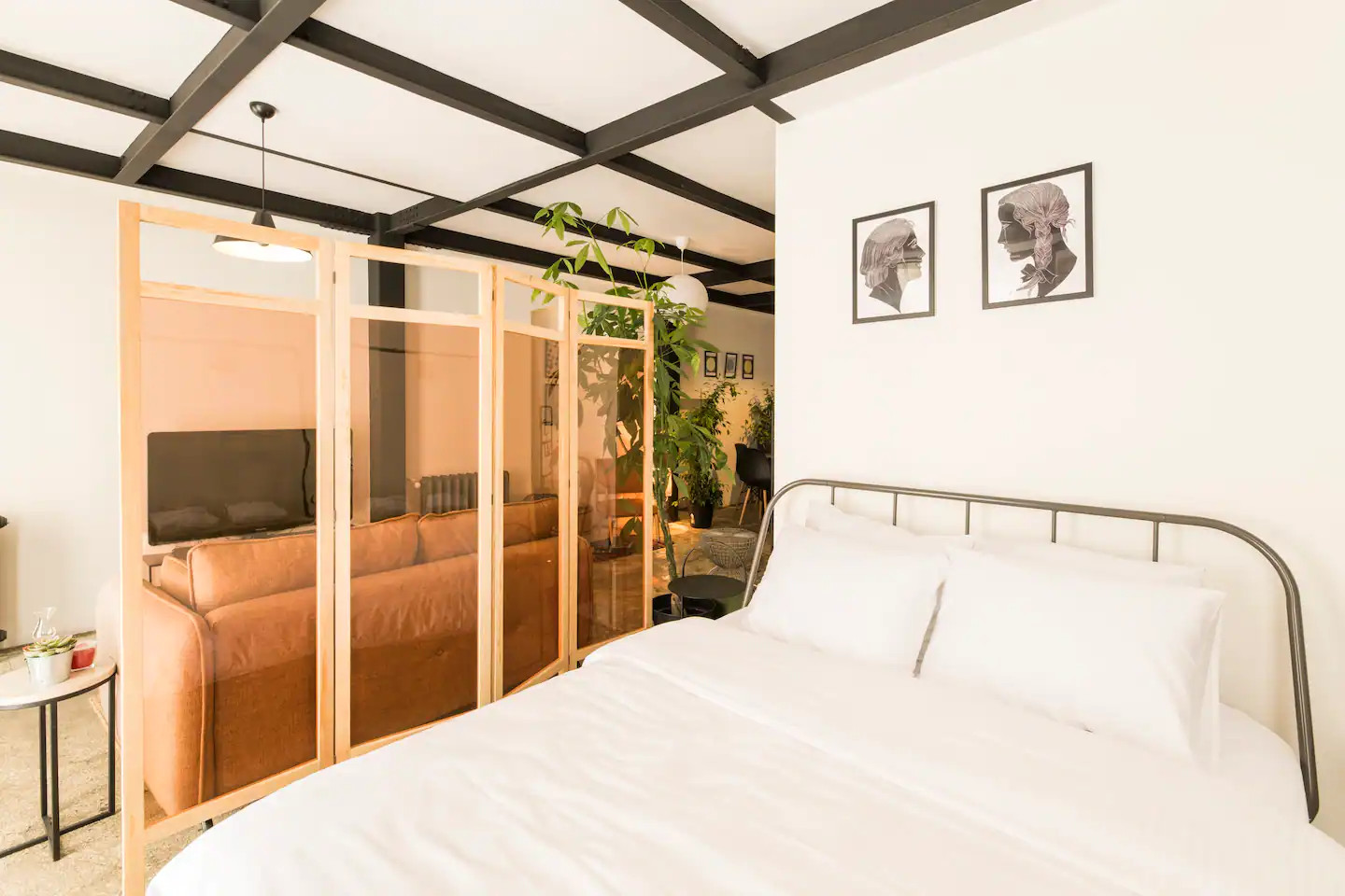 espace nuit dans mini loft