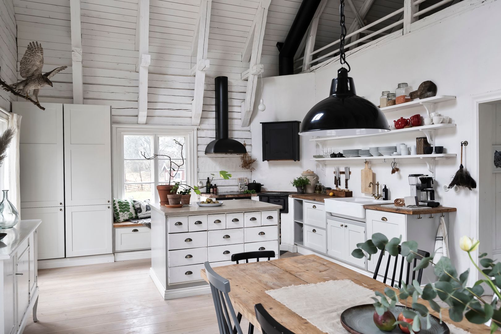 cuisine et salle à manger maison en bois rénovée cuisine et salle à manger maison en bois rénovée