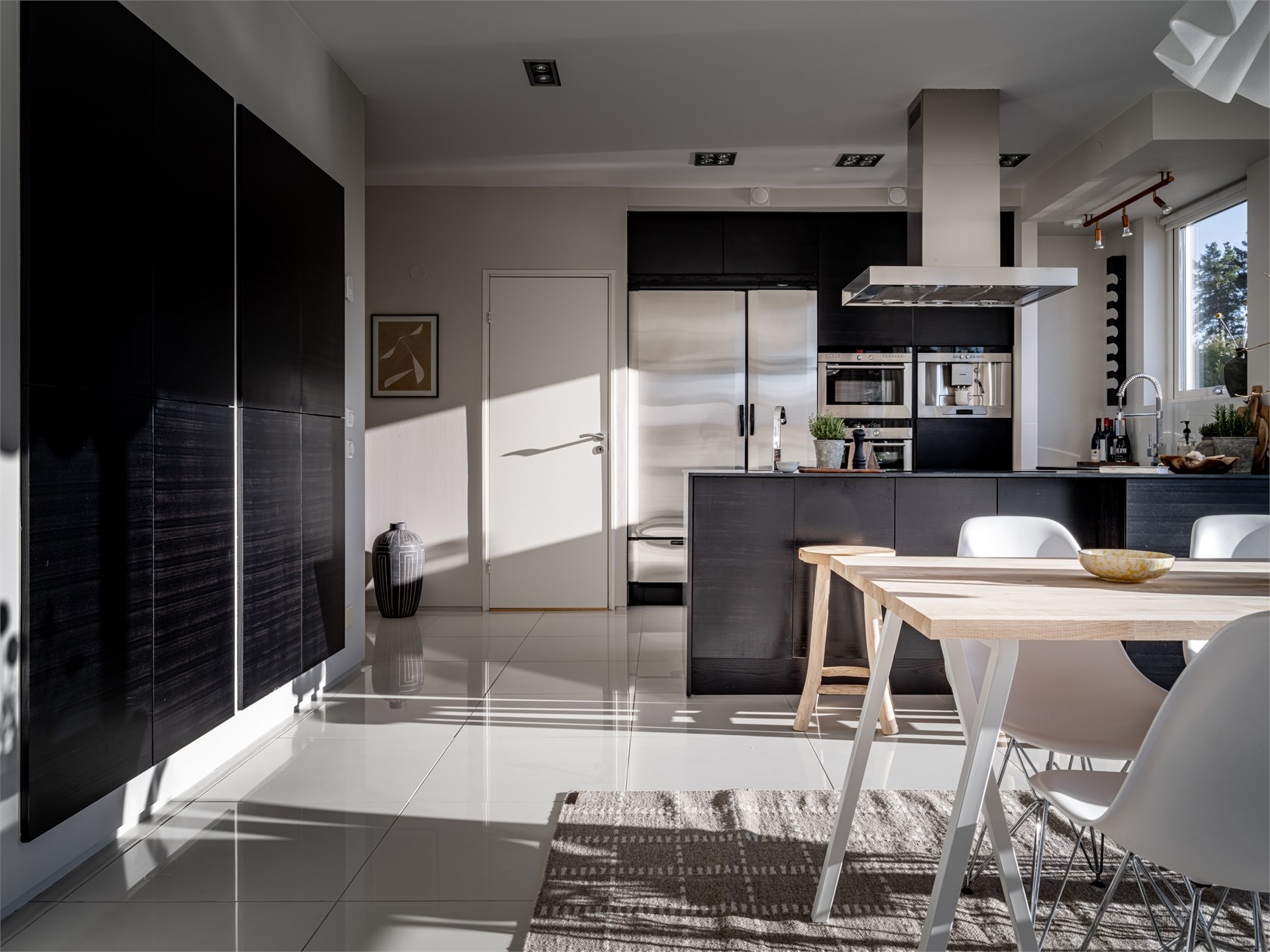 cuisine noire et blanche
