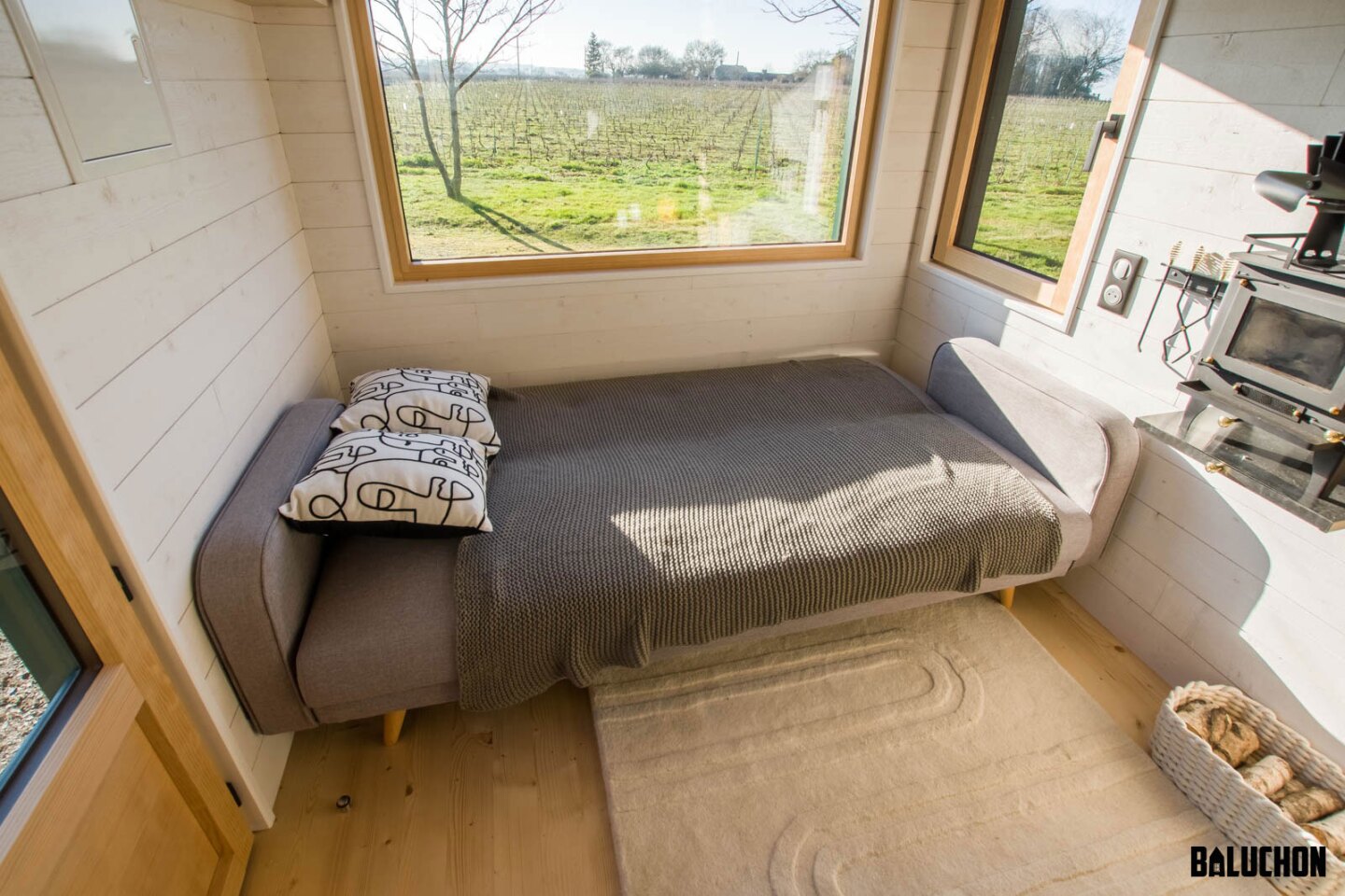 canapé convertible tiny house Baluchon canapé convertible tiny house Baluchon