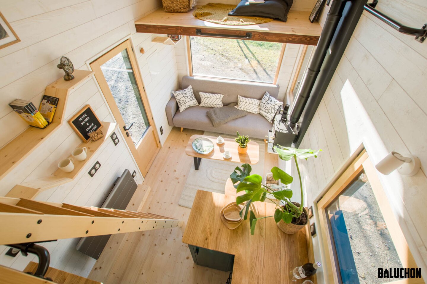 salon tiny house Baluchon salon tiny house Baluchon