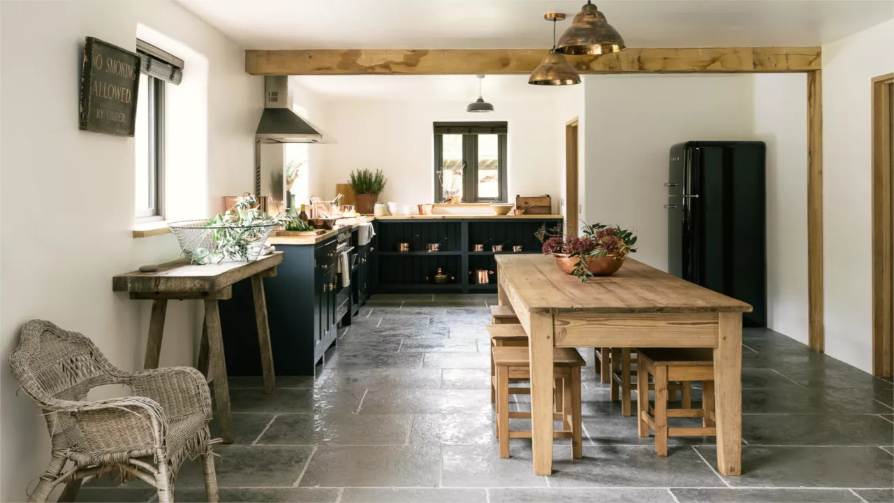 cuisine deVOL de type shaker avec sol ardoise cuisine deVOL de type shaker avec sol ardoise