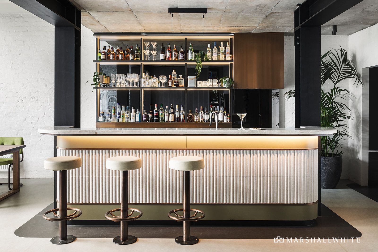 cuisine avec bar décoration contemporaine cuisine avec bar décoration contemporaine