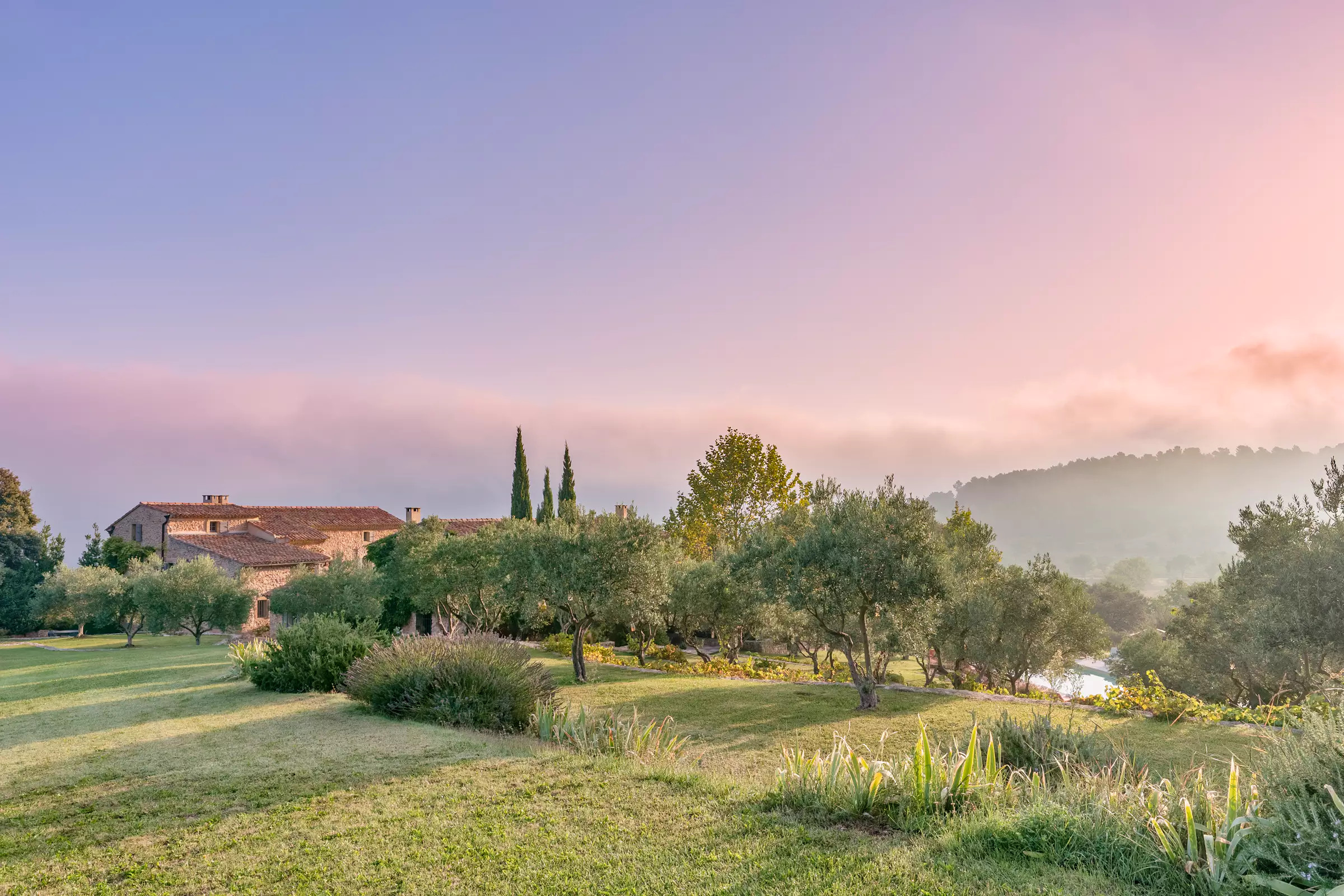 ancien mas provençal rénové