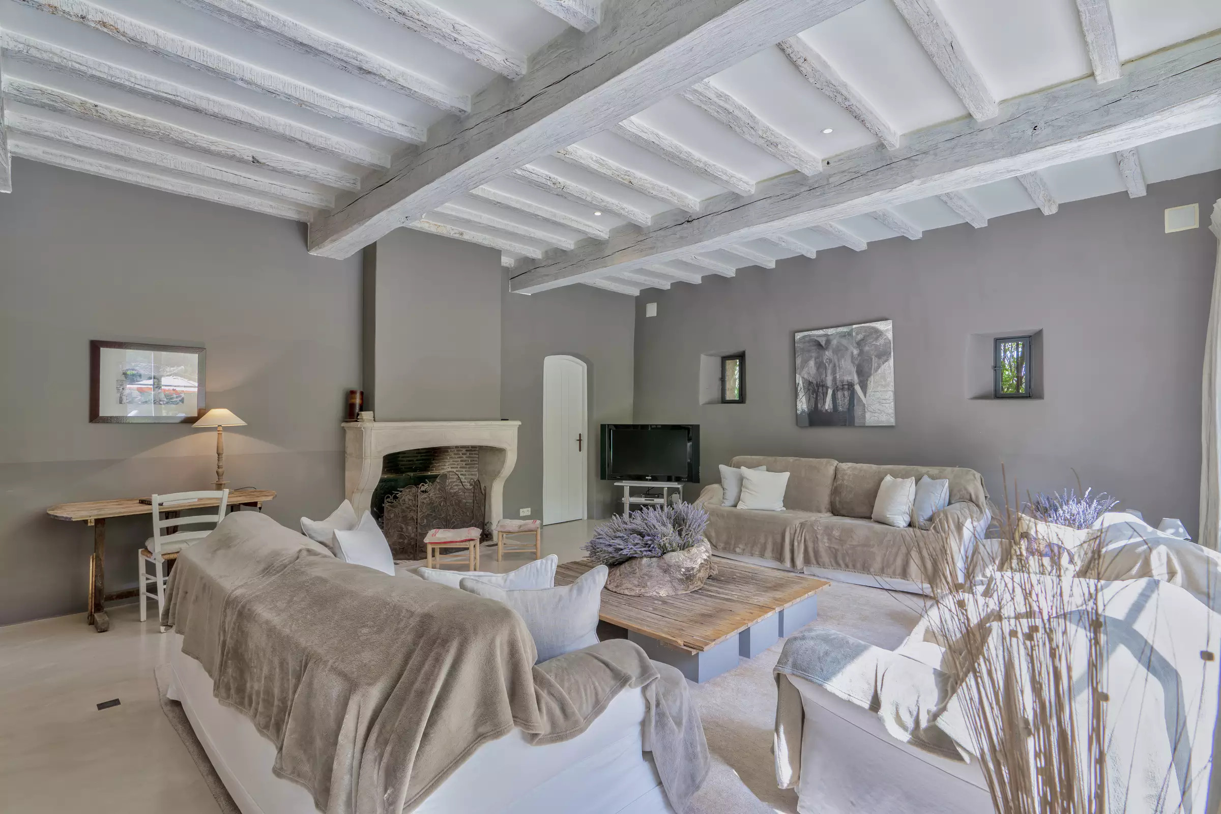 maison en pierres Provence