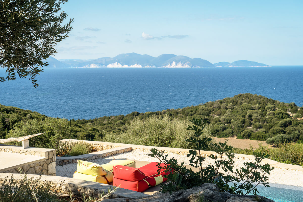 terrasse vue mer maison rénovée