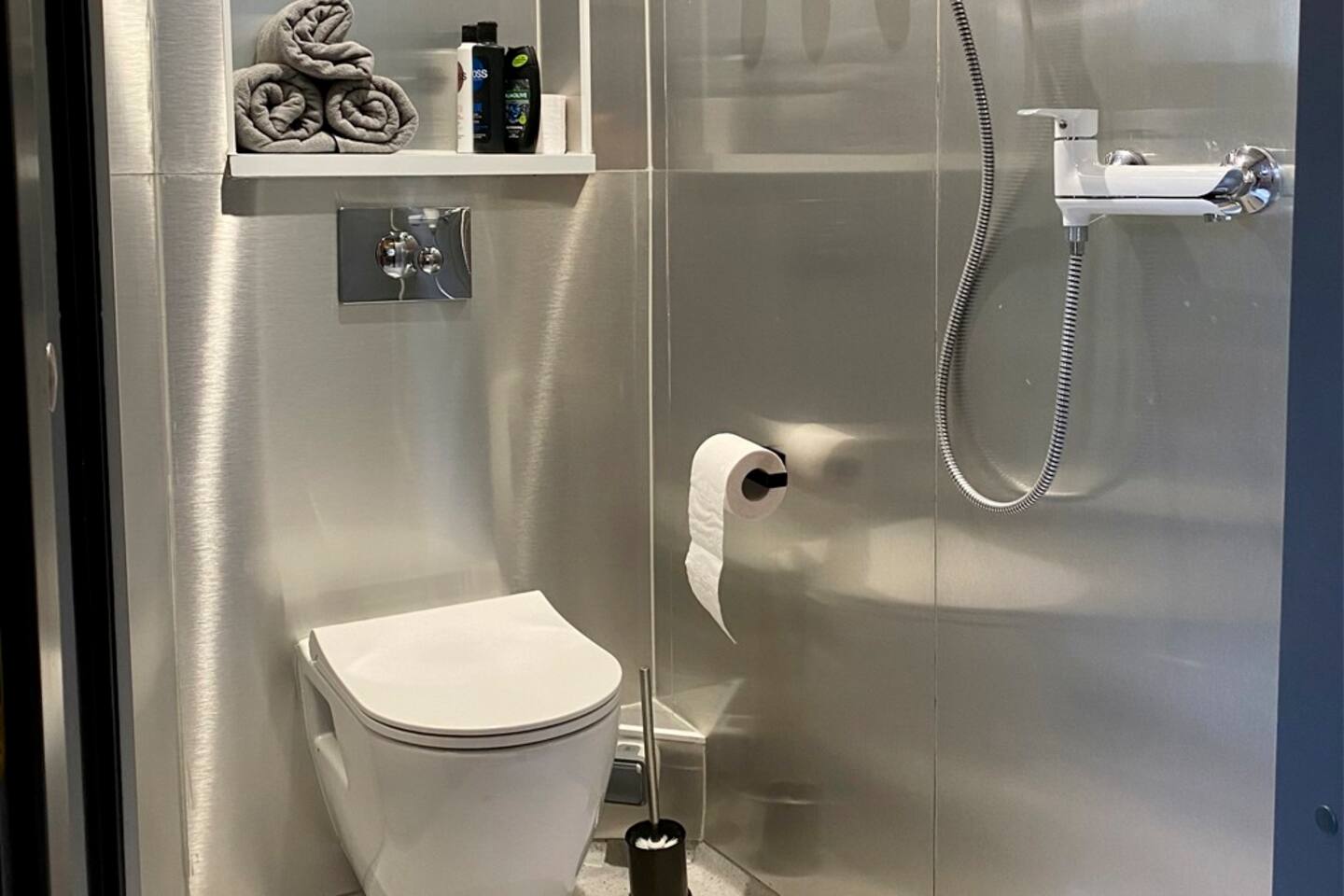 salle de bain inox salle de bain inox
