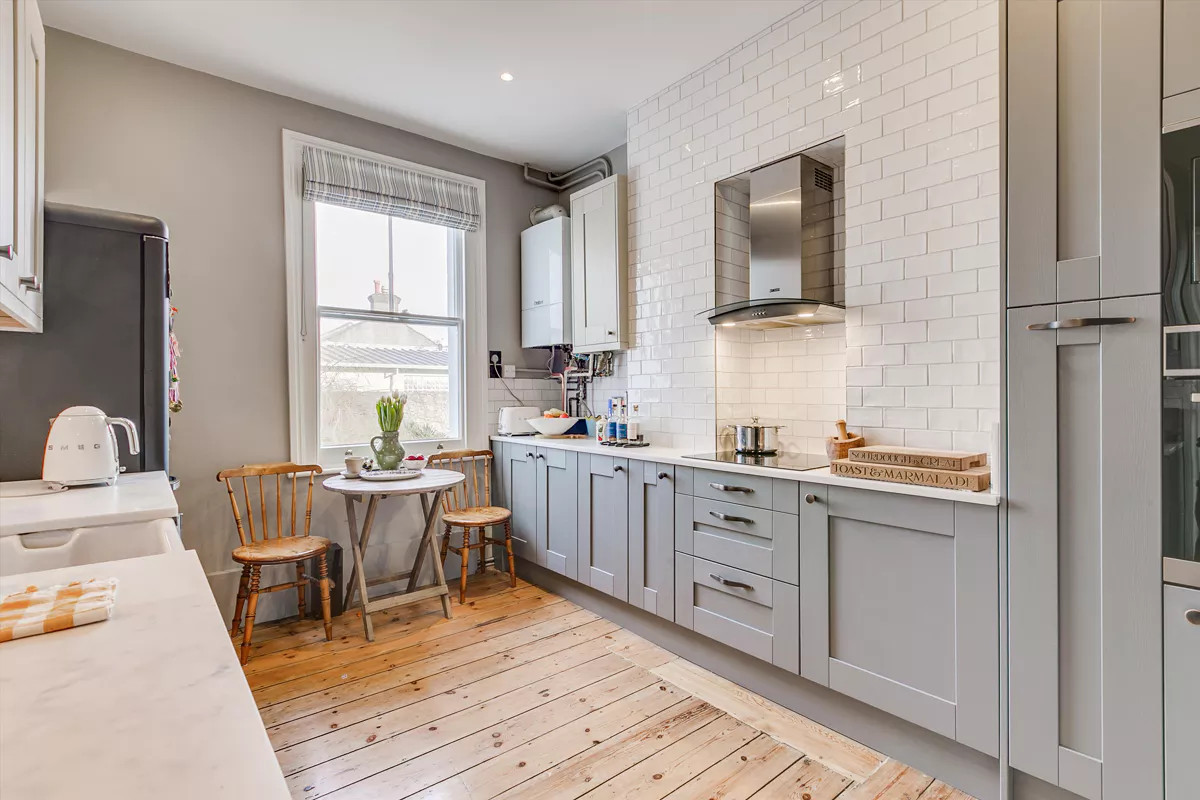 cuisine grise appartement en duplex cuisine grise appartement en duplex