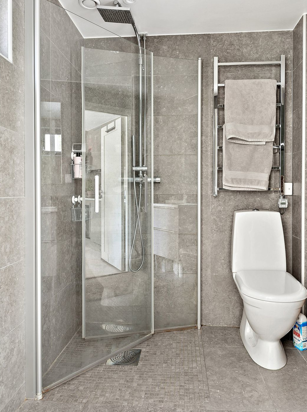 salle de bain grise design