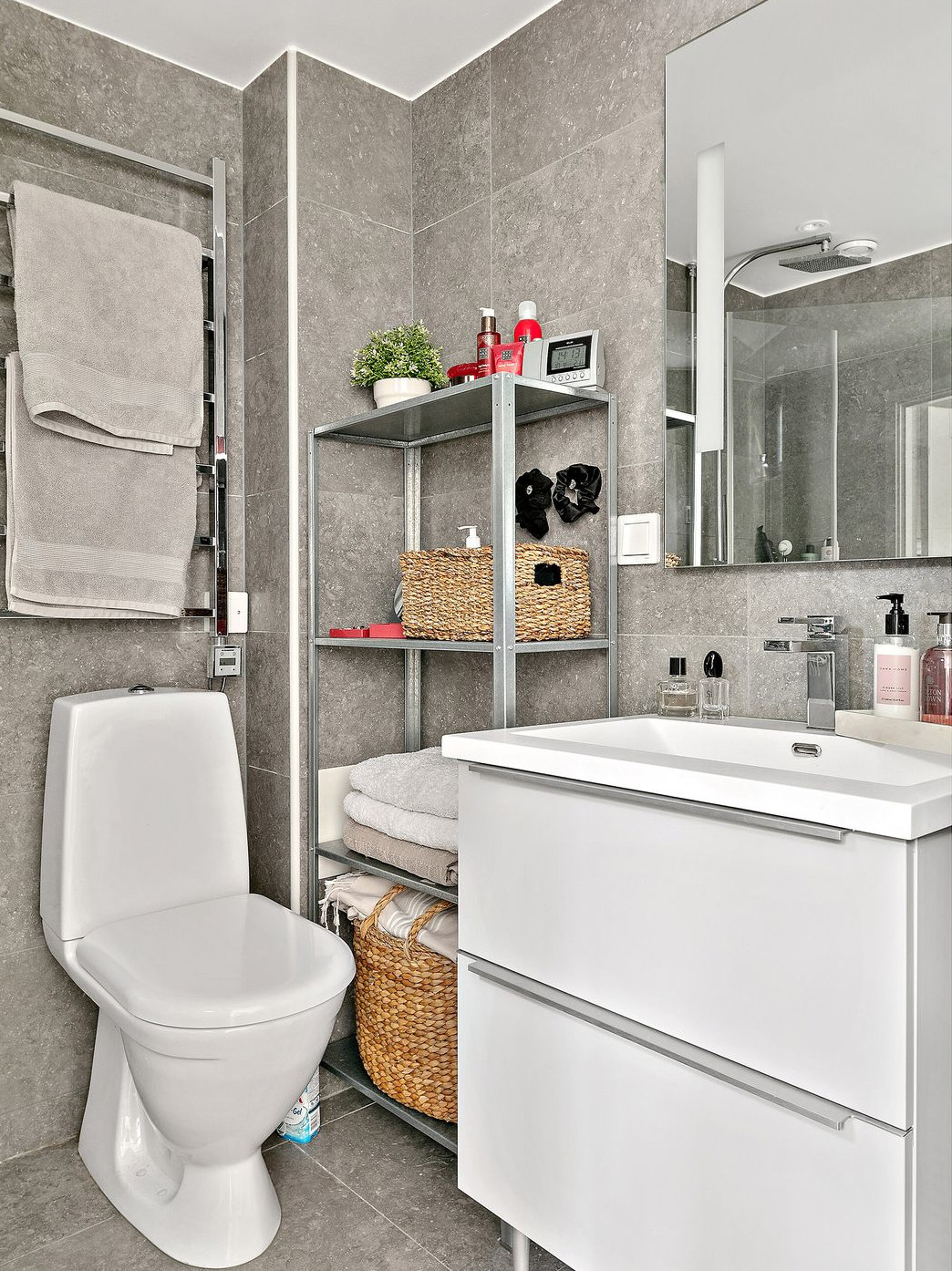 salle de bain grise design