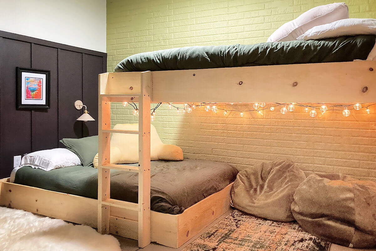 chambre lit superposés maison en bois
