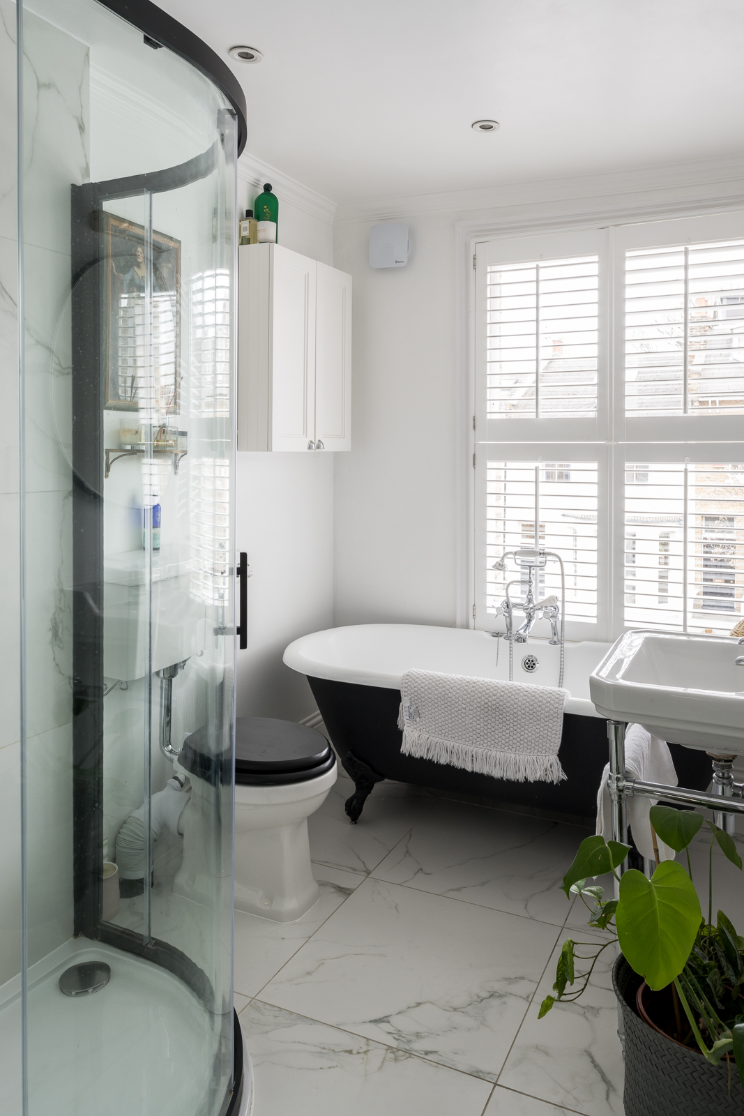 salle de bain vintage maison rénovée Angleterre salle de bain vintage maison rénovée Angleterre