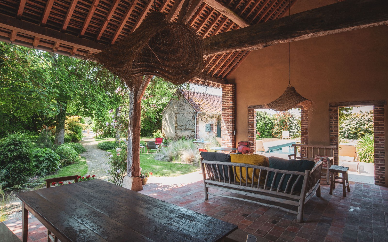 terrasse abritée décoration rustique