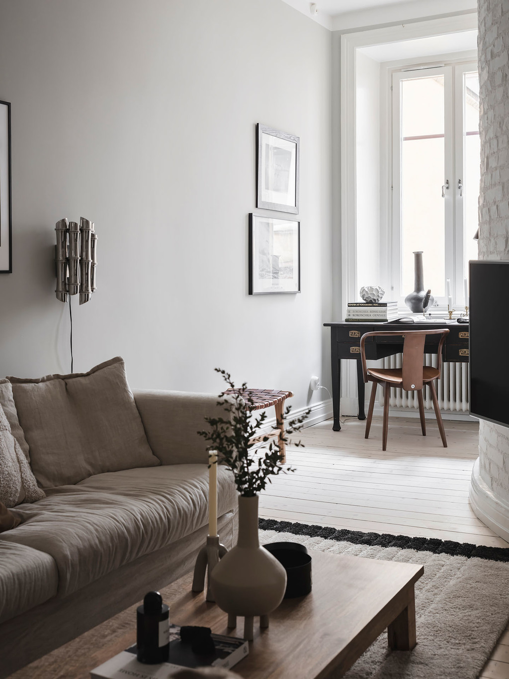salon et espace bureau décoration scandinave
