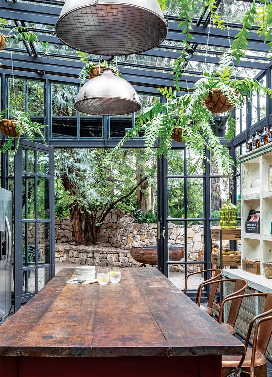 salle à manger avec verrière ancienne