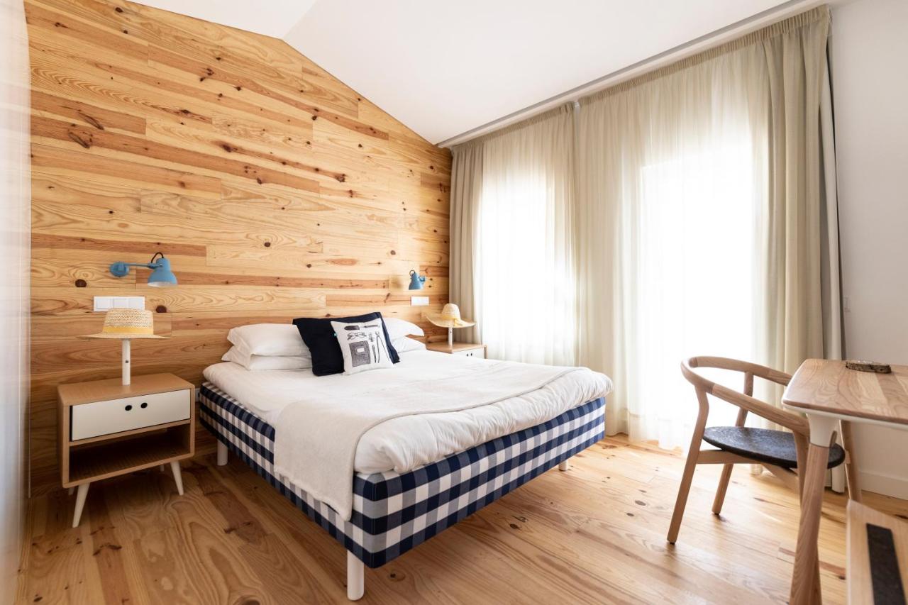 chambre décoration contemporaine mur en bois chambre décoration contemporaine mur en bois