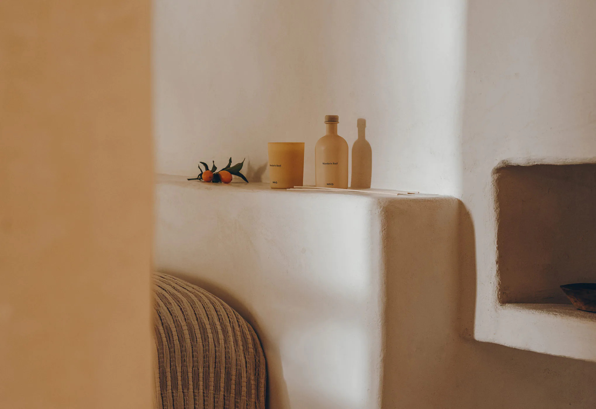 chambre avec tête de lit maçonnée
