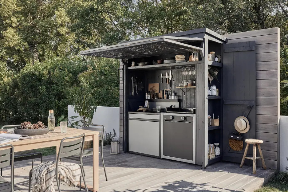 cuisine d cuisine d'été sur terrasse bois