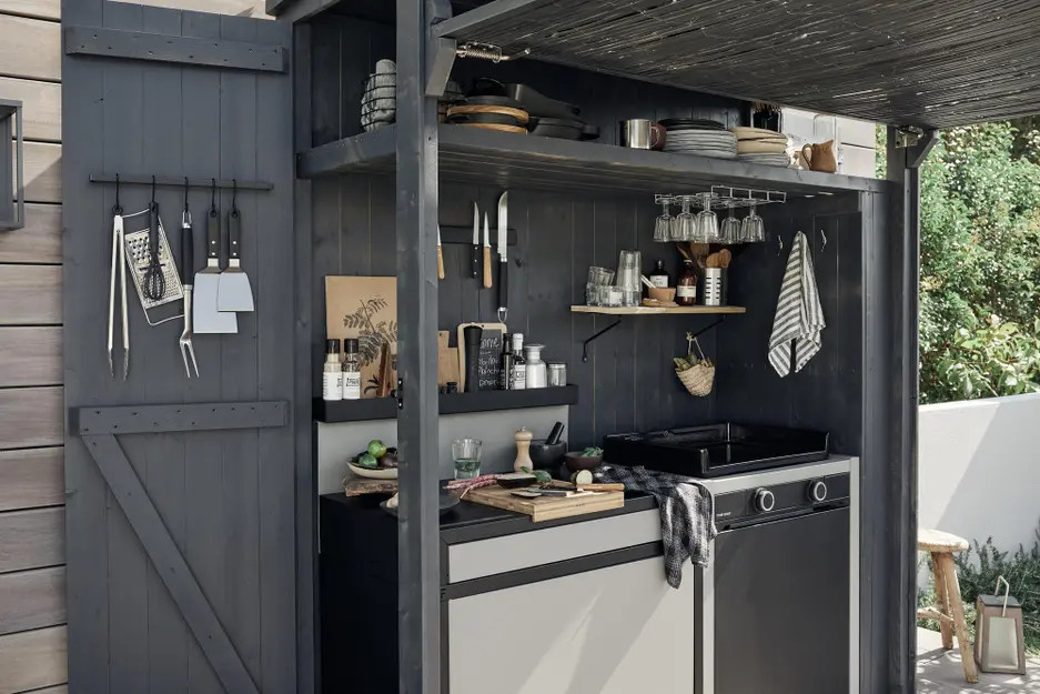cuisine d cuisine d'été sur terrasse bois