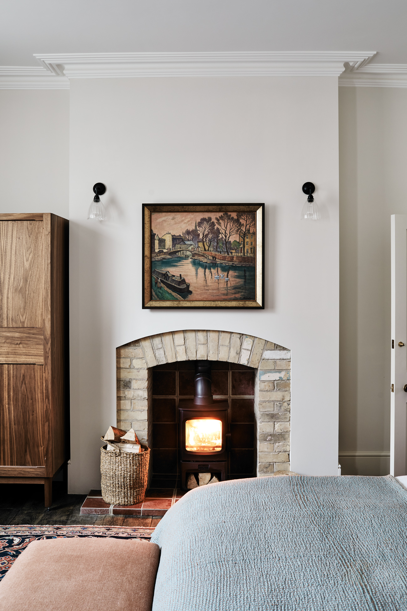 chambre avec cheminée maison rénovée Londres