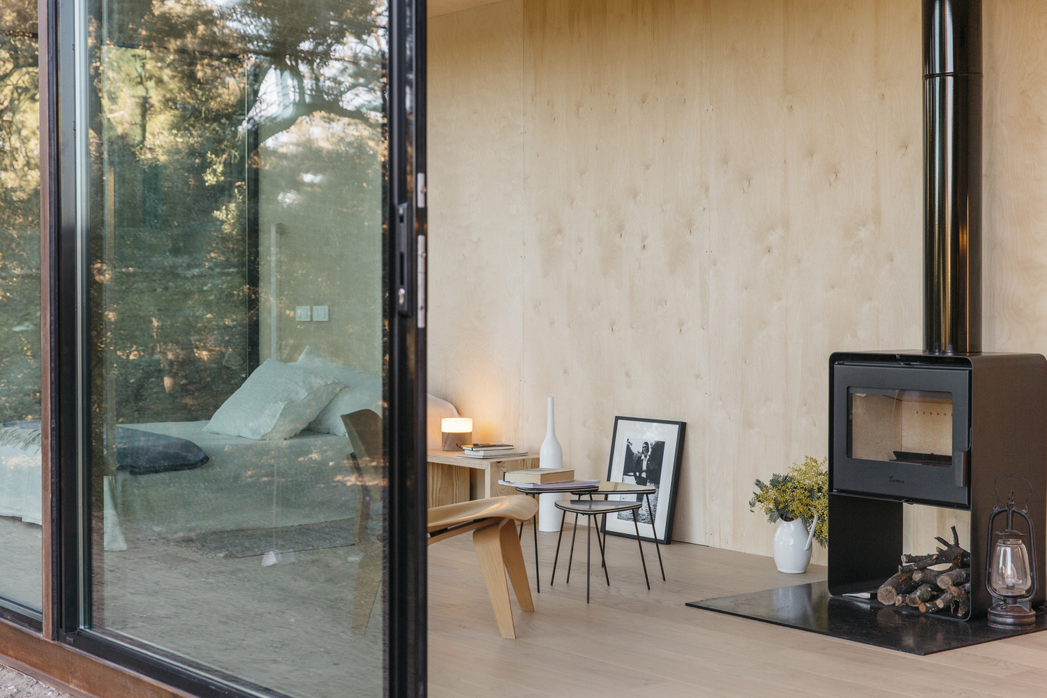salon et chambre mini maison préfabriquée 34m2