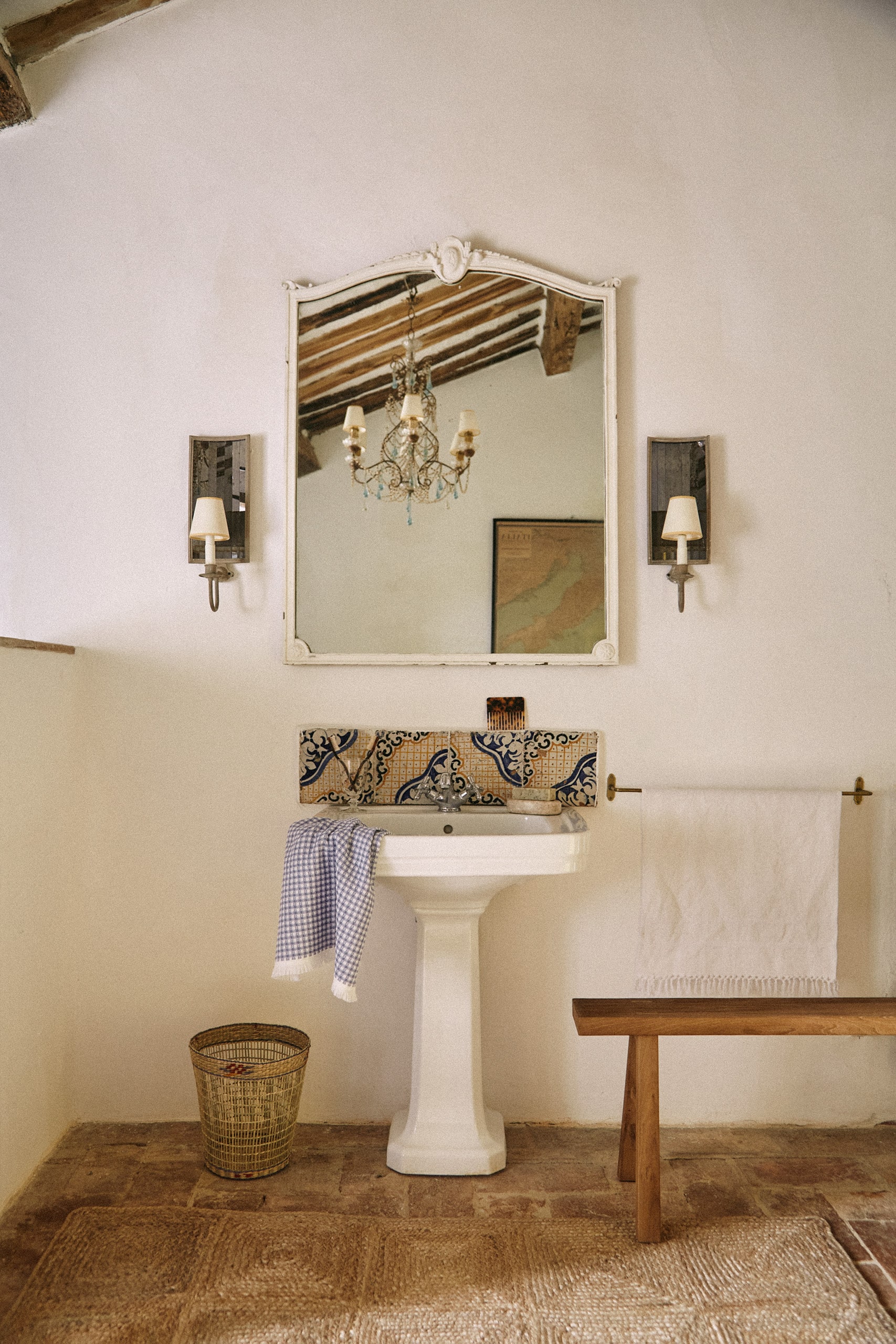 salle de bain rustique