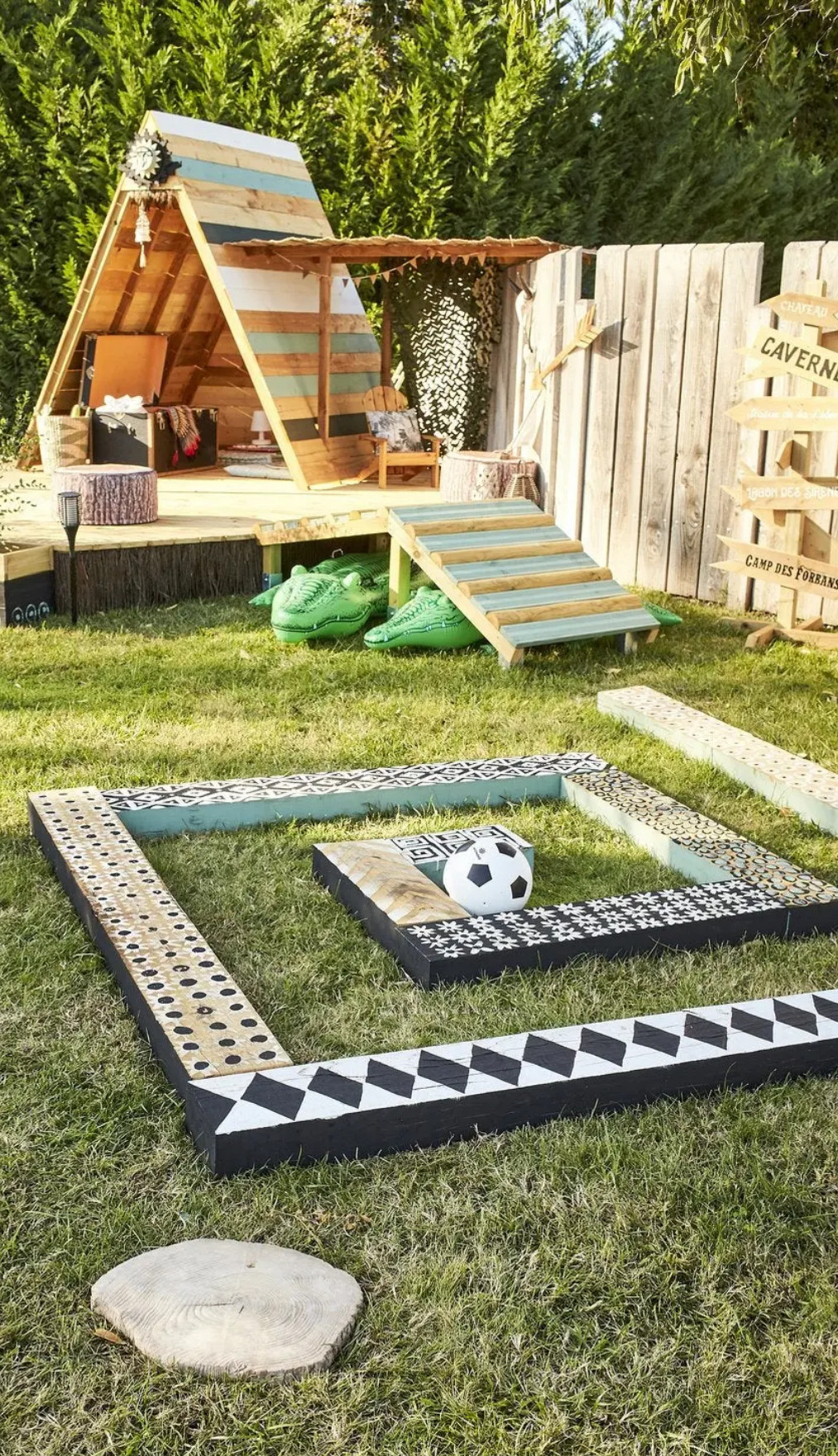 jardin avec cabane en bois
