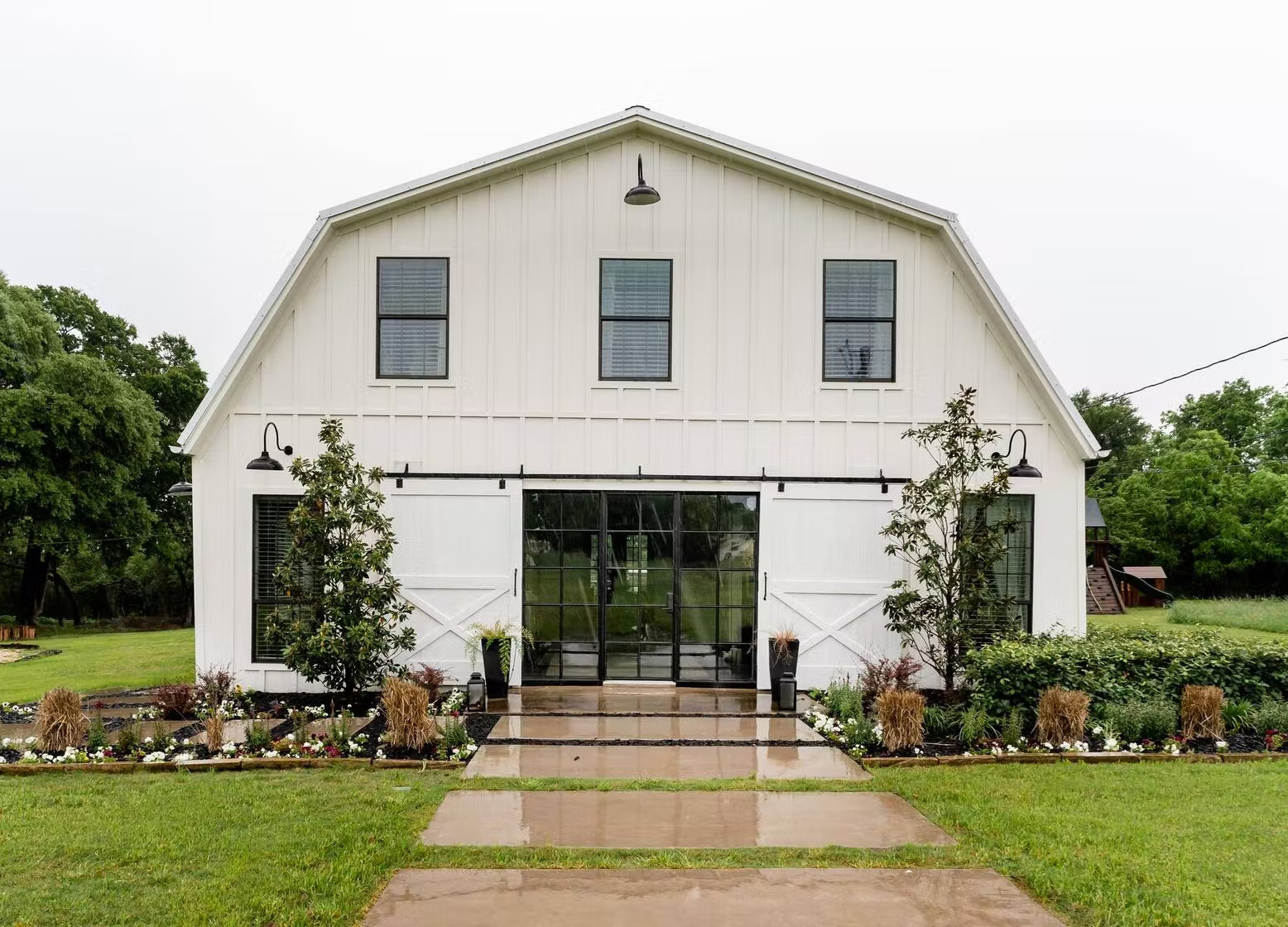 façade grange décorée par Joanna et Chip Gaines façade grange décorée par Joanna et Chip Gaines