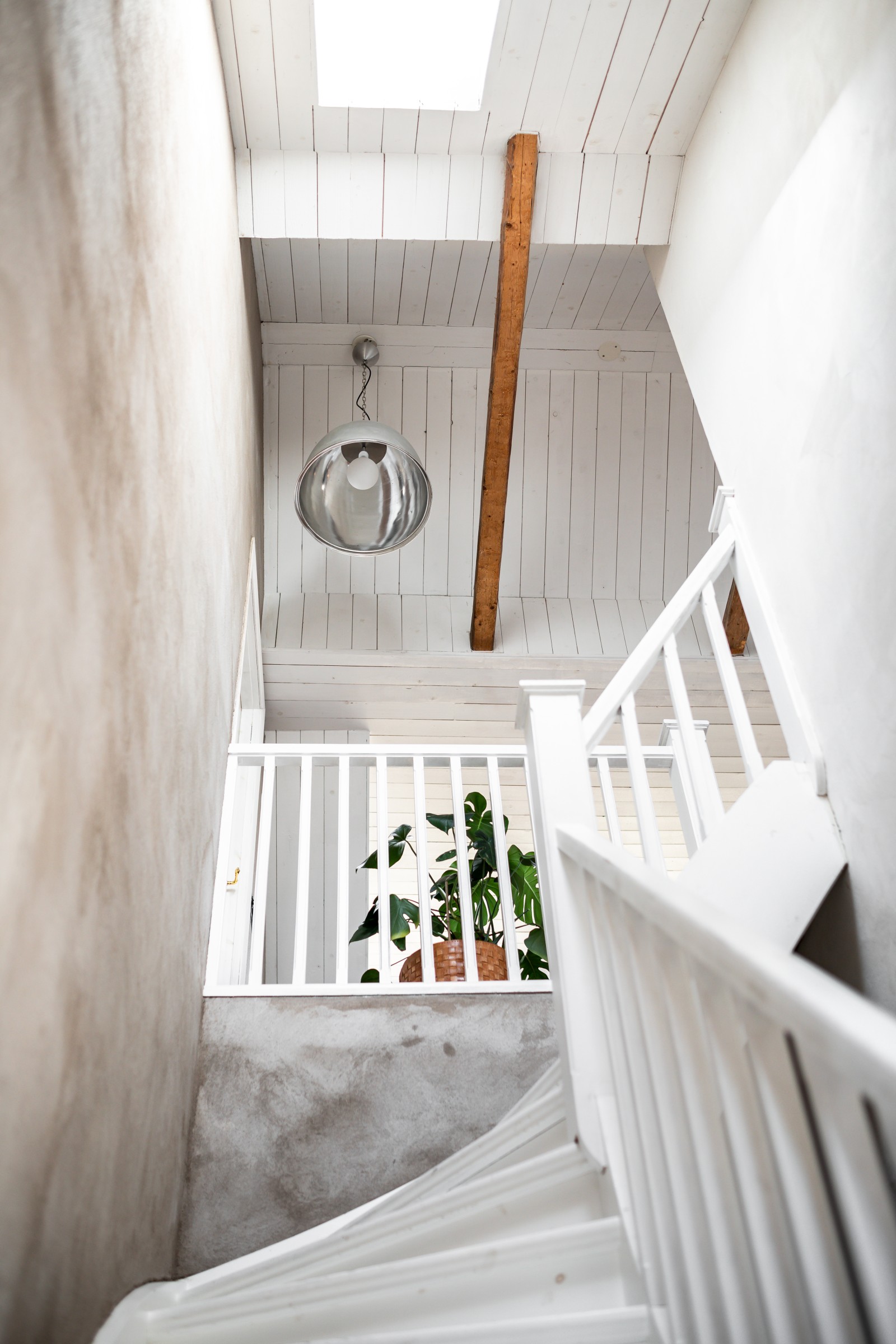escalier blanc maison rénovée escalier blanc maison rénovée