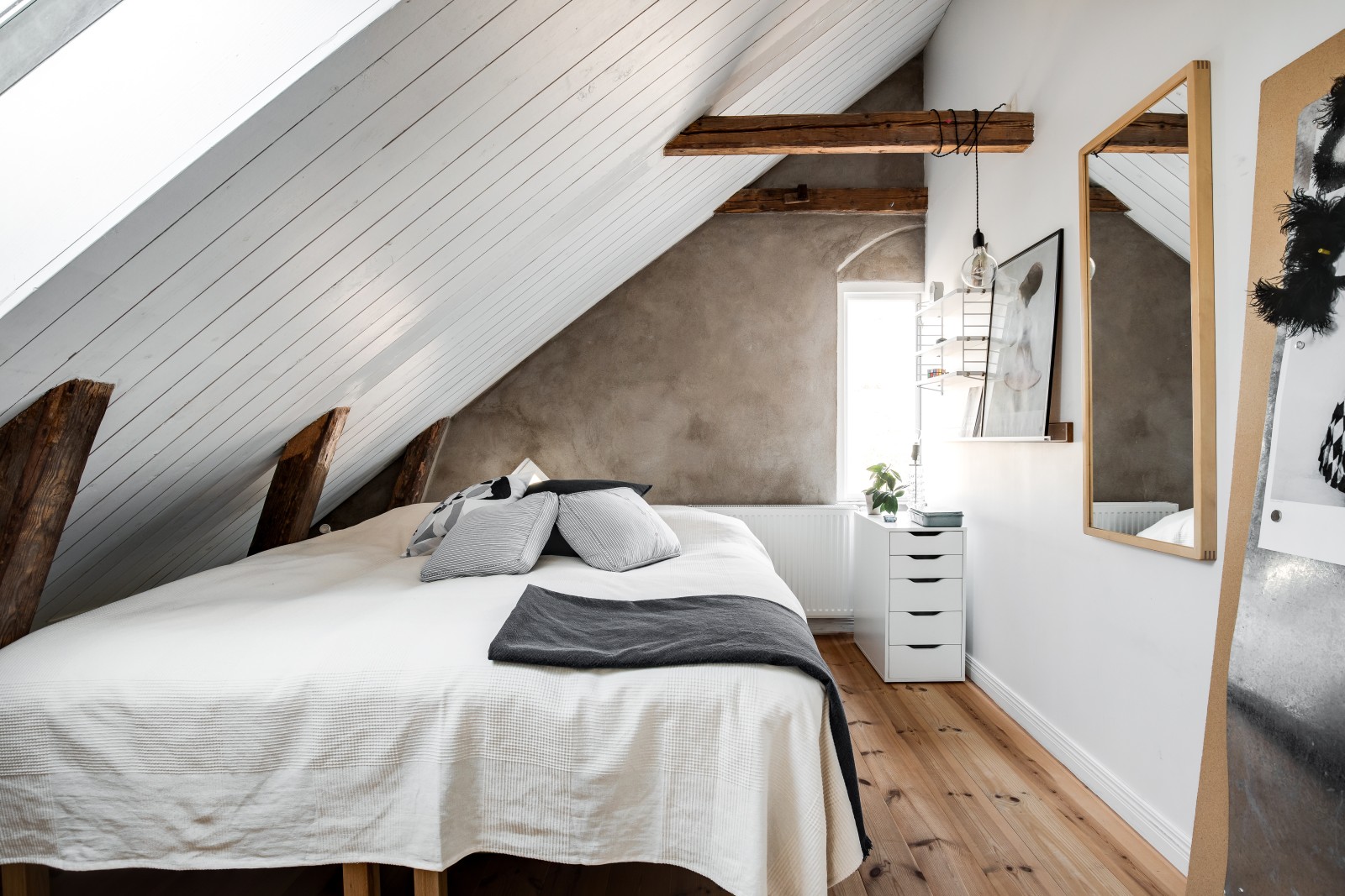 chambre sous combles maison rénovée chambre sous combles maison rénovée