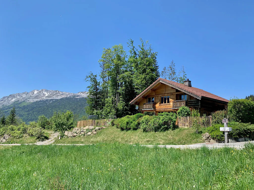 façade chalet contemporain