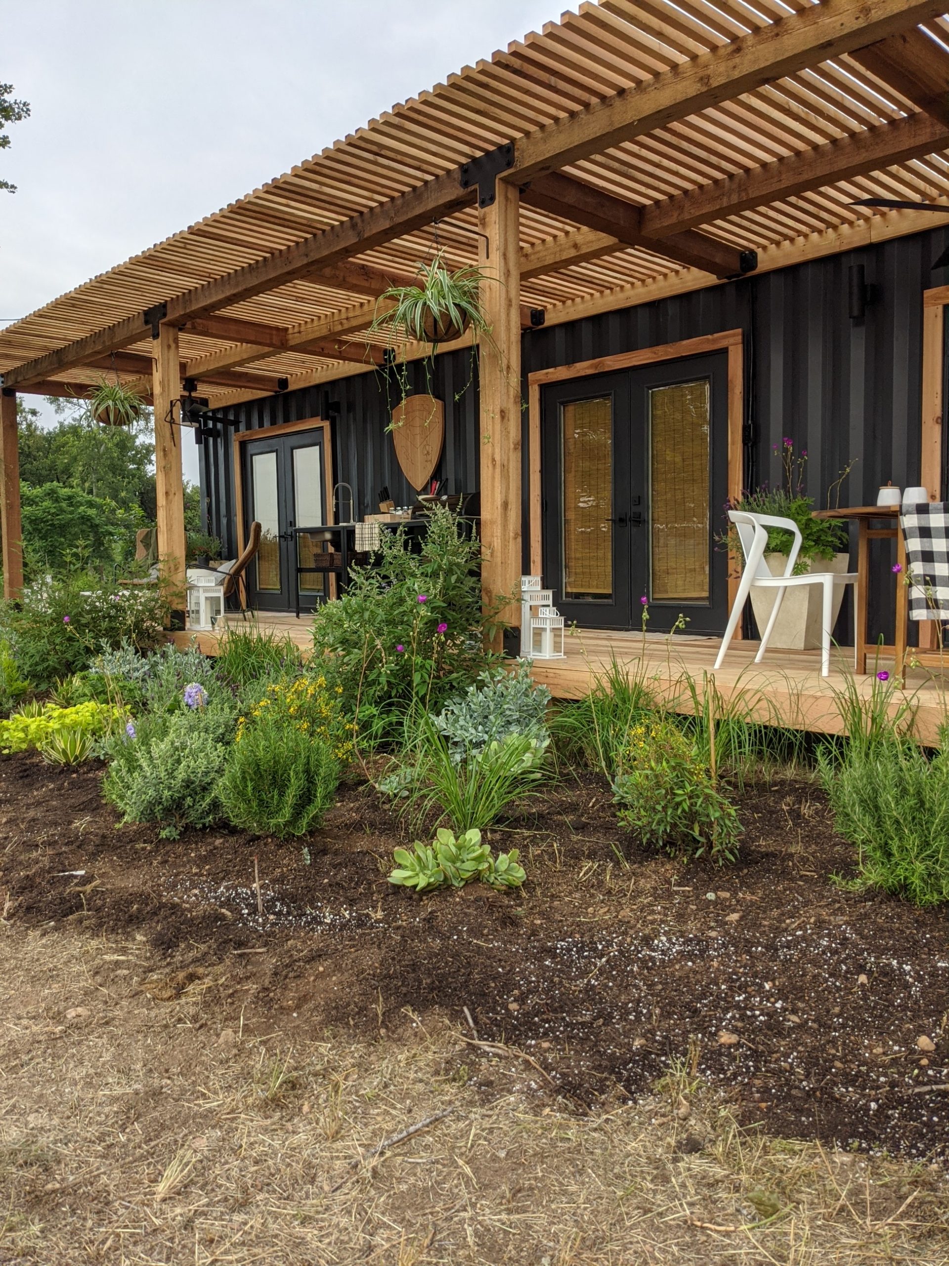 terrasse et pergola bois mini maison container terrasse et pergola bois mini maison container