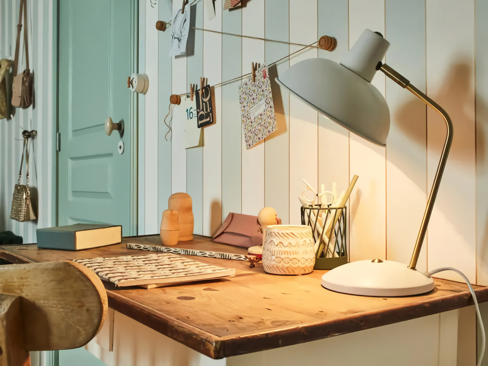 espace bureau dans chambre