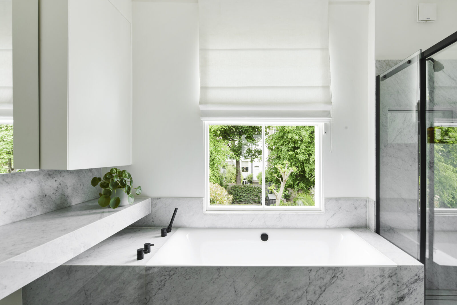 salle de bain marbre
