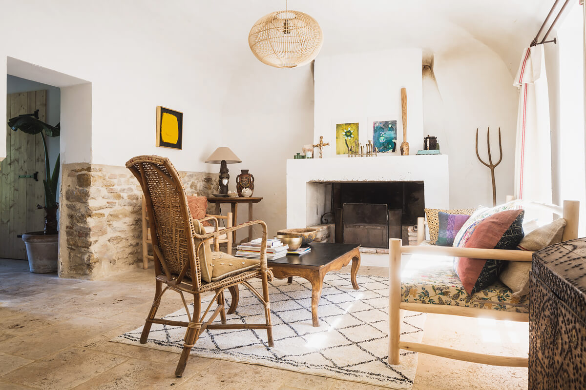 salon maison en pierres rénovée