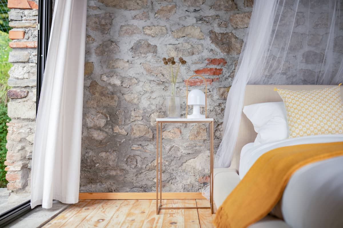 chambre maison en pierres chambre maison en pierres