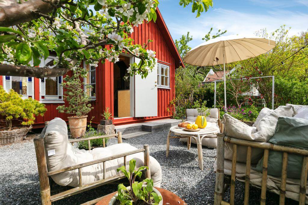 jardin en gravillons gris mini maison 27m2