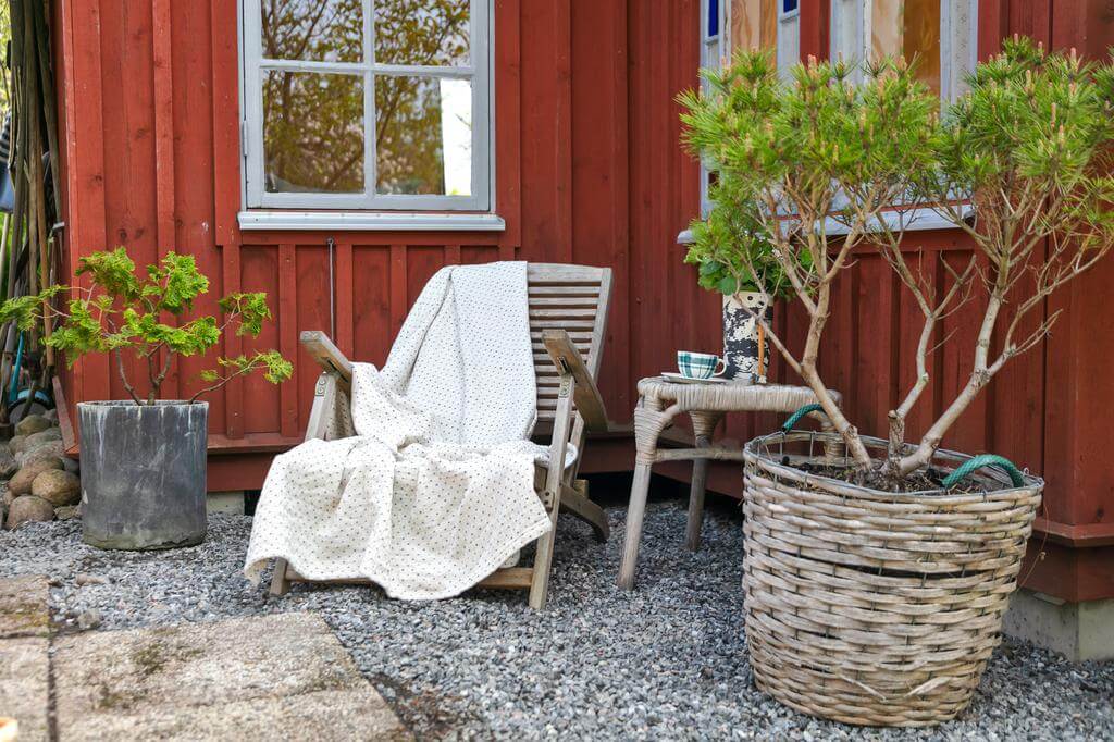 jardin en gravillons gris