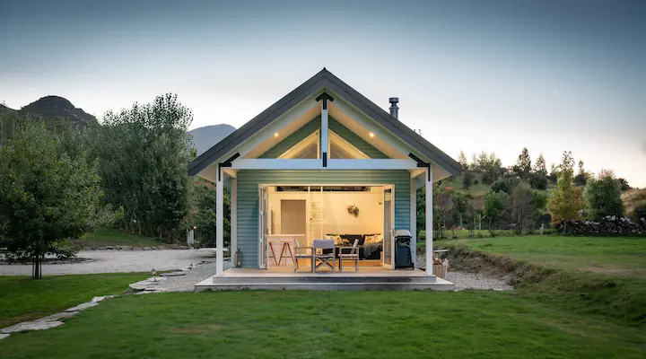 façade maison bleue en bois