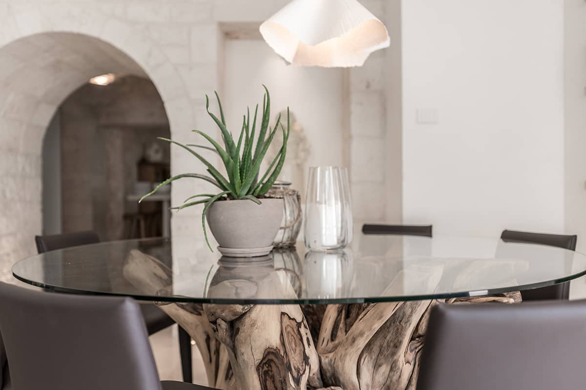 table en verre ronde avec pied racine table en verre ronde avec pied racine
