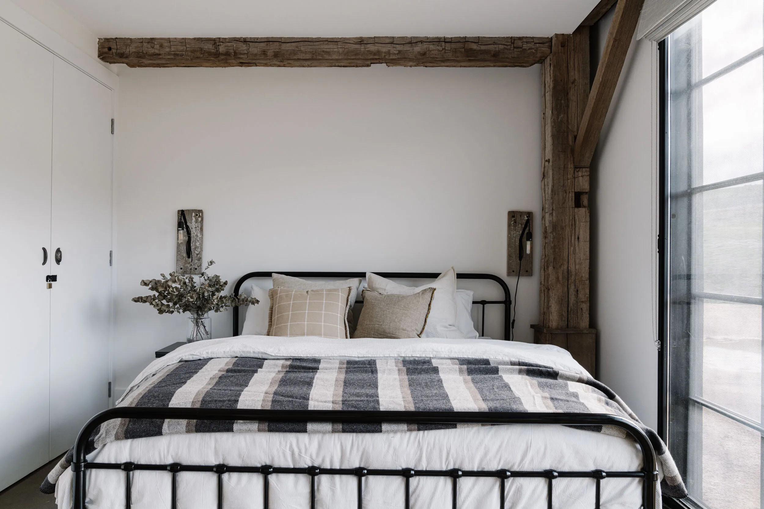 chambre avec poutres décoration rustique chic chambre avec poutres décoration rustique chic